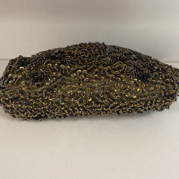 COPY - Inspired vintage Victorian olive green beaded purse with chain. - Picture 3 of 5